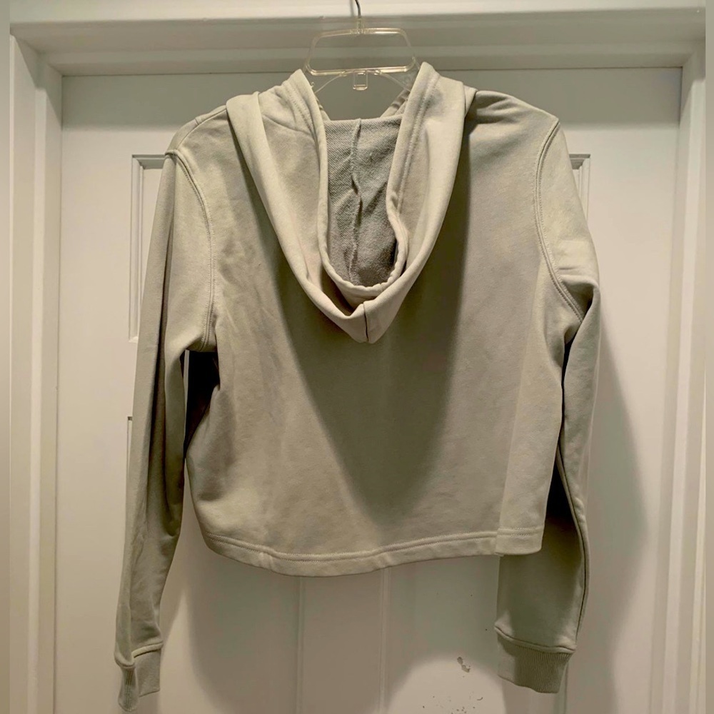 NWT Guess Cropped Hoodie size Medium - Picture 4 of 4